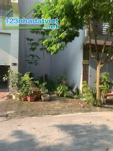 Bán gấp đất dịch vụ Kiến Hưng cạnh bể bơi Đa Sỹ, 50m2, 11 tỷ nhỉnh ô tô tránh kinh doanh