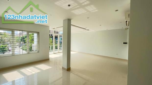 💥 Biệt thự Meco Complex Trường Chinh, Đống Đa, Lô góc, 180m2 4T, MT 26m, Chỉ 51 Tỷ 💥