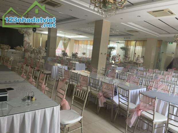 💥 Bán Tòa văn phòng Đường Láng, Đống Đa 712m2 10T, MT 25m, Chỉ 350 Tỷ 💥 - 3
