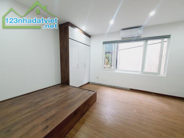 Tuyệt phẩm Trung Kính, 60m 7t mt5m chỉ 9.6 tỷ - 2
