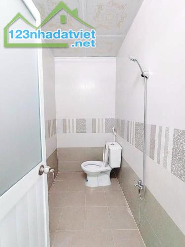 Hẻm 1/ sát mặt đường Lộ Tẻ 84m2 2PN nhà còn mới giá chỉ 3.59 tỷ quá rẻ - 2