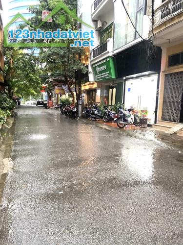 Bán nhà mặt ngõ kinh doanh Ô Tô tránh Vỉa hè phố Huỳnh Thúc Kháng, Đống Đa 35m 5T 15 tỷ