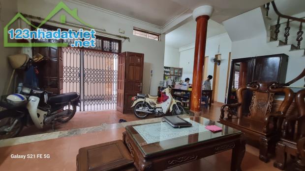 6.x Tỷ. 52M An Dương Vương, Nhà đẹp Ngõ Thông, Ba Gác tránh Xe Máy, 3T, MT 4m, Sổ Nở Hậu - 1
