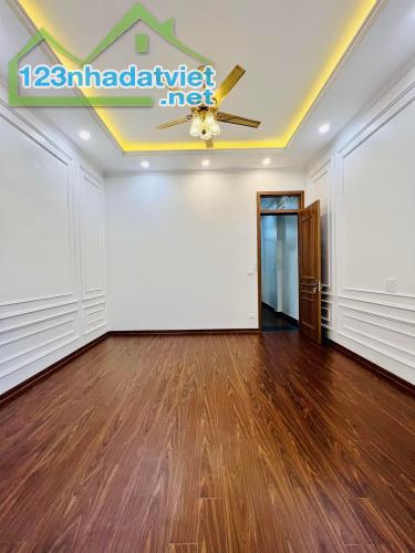 Bán nhà 39m² x 5 tầng, 5 phong, giá 3.9 tỷ Phương Canh phố Trịnh Văn Bô đi Mỹ Đình 2km - 1