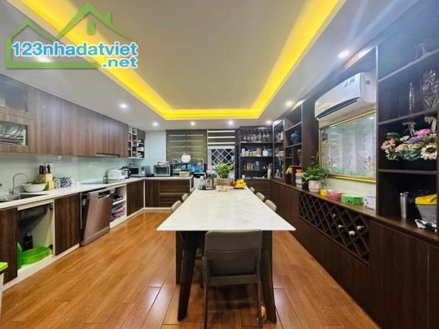 Bán nhà KĐT Văn Quán,lô góc, phân lô ô tô tránh, vỉa hè, kinh doanh, 97m2 x 5T x 10 tỷ - 2