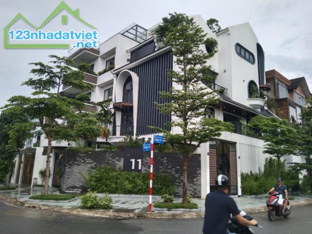 TOÀ BIỆT THỰ, VIEW HỒ HOÀNG CẦU, MẶT PHỐ Mai Anh Tuấn. MB 229M². Chào 72.9 tỷ. - 1