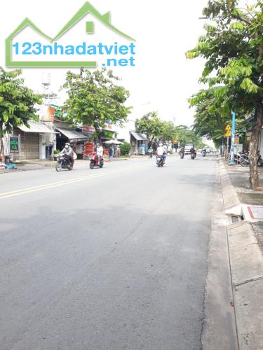 Bán nhà 1/ HXT thông Trần Thị Bốc , 2T x 274m2+8PT  Giá chỉ 7.5 tỉ.