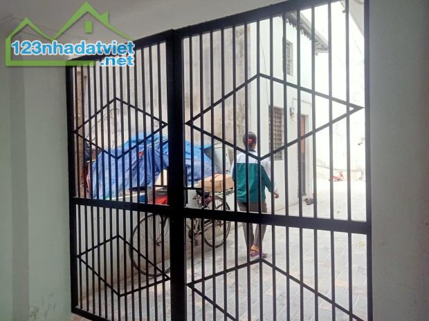 Nhà C4 Thịnh Quang, 45M, MT 6m, Gần Phố, Ngõ Rộng, TT Đống Đa, 4,6 Tỷ, 0868434243 - 1