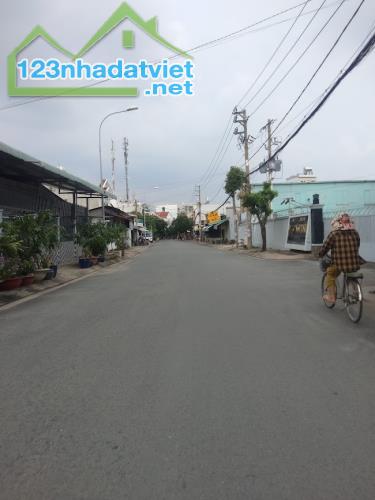 BÁN NHÀ MẶT TIỀN Trần Thị Hè Quận 12 - 120M2(4.5 x 25) CHỈ 7 TỶ TL - 5