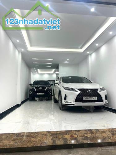Chính chủ cần bán nhà phố Ngọc Lâm 70m2 - 6 tầng Thang máy - Gara 2 ô tô - full nội thất - 5
