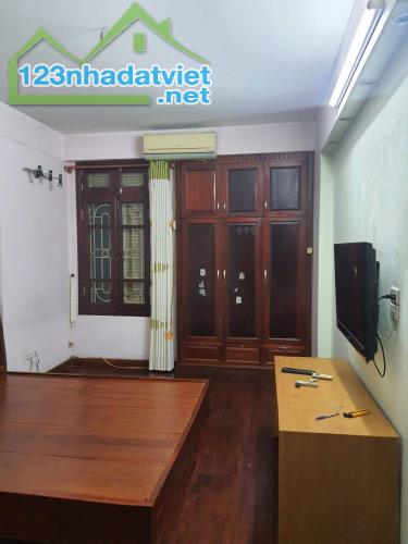 Hiếm, bán nhà phố Mễ Trì 55m2 x 5T- Kd - ngõ thông - ô tô gần 8,2 tỷ. - 1