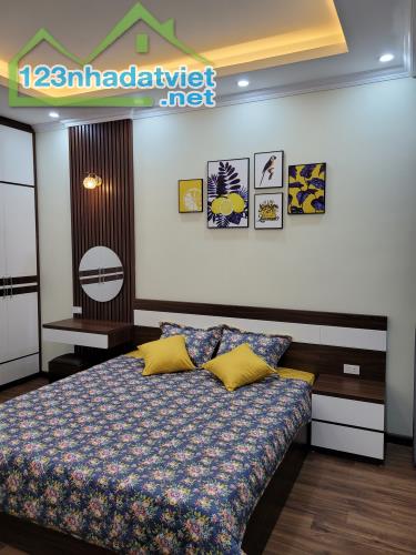 Bán nhà Chiến Thắng- La Khê- Hà Đông- 5Tầng-gía 5.3 tỷ- Lh 0943-075-959 - 5