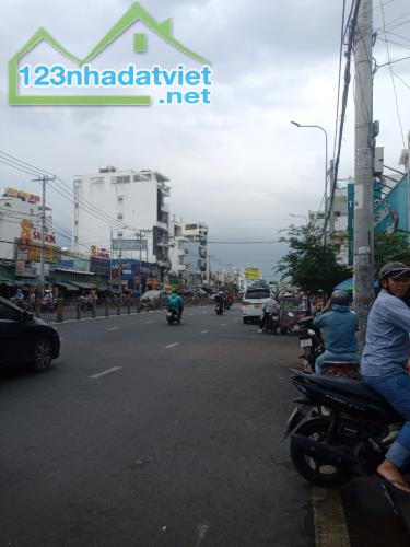 Nhà B.án, Đ.N.Xí, 59,4m2, Cung Đường Đẹp, Chỉ 9 Tỷ