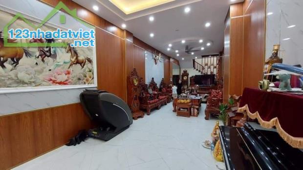 SIÊU PHẨM PHỐ ĐỖ ĐỨC DỤC  55M X 5T- Ô TÔ - KD- NGÕ THÔNG – 2 THOÁNG 7,5 TỶ.