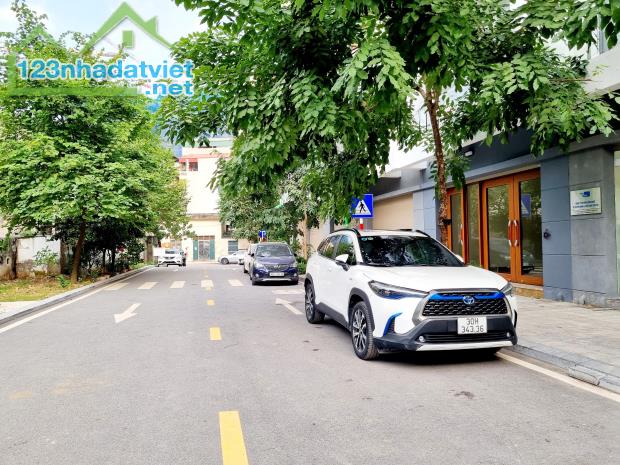 Bán Liền kề T&T Tower 120 Định Công, 68m2, kinh doanh, văn phòng, 22 tỷ - 4