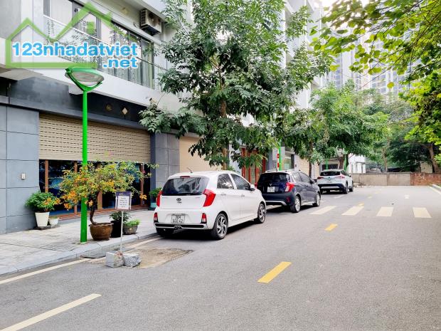 Bán Liền kề T&T Tower 120 Định Công, 68m2, kinh doanh, văn phòng, 22 tỷ - 2