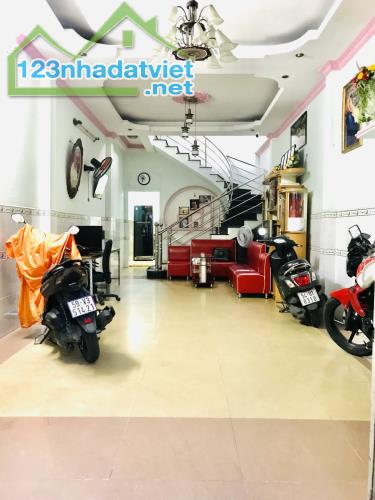 1 ĐỜI CHỦ, Bán Nhà HXH Lê Đức Thọ, 64m2, 3 tầng, 5.3 tỷ TL 0964364745 - 4