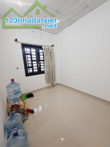 hẻm xe hơi Liên khu 10-11 Bình Trị Đông Bình Tân 33,5m2 2 tầng 2PN 2WC 2,85 tỷ - 1