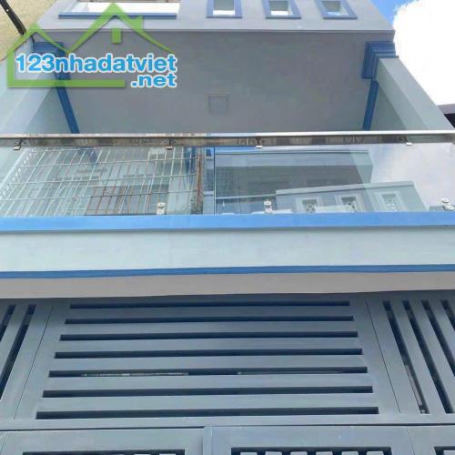 Bán Gấp Nhà Đường Nguyễn Trãi, P.8, Quận 5. Giá 2tỷ750/60m2