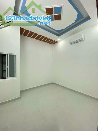 Bán Gấp Nhà Đường Nguyễn Trãi, P.8, Quận 5. Giá 2tỷ750/60m2 - 4