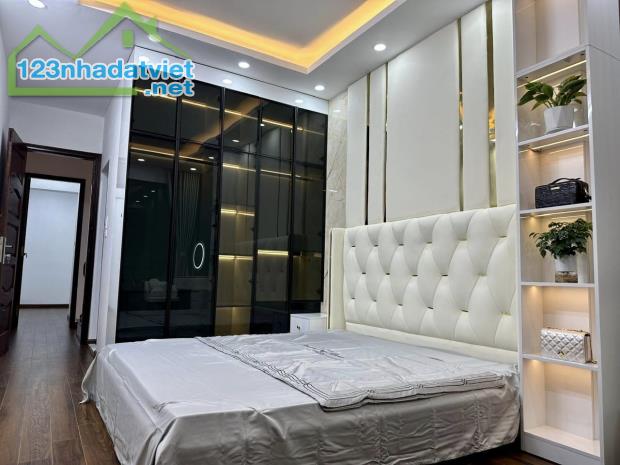 Phân lô VIP Quân Đội. Phố Hoàng Văn Thái, Thanh Xuân. DT: 42m.Giá: 8 tỷ,Nhà mới - 1