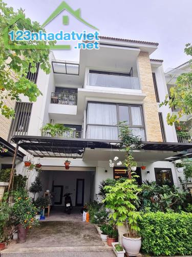 Bán gấp biệt thự mặt đường đôi Xa La, 120m2, 4 tầng, 2 mặt tiền. Giá 24 tỷ