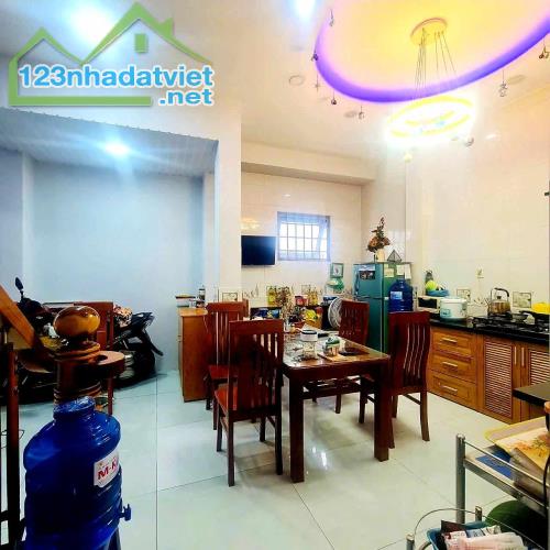 HẺM ÔTÔ NHÀ 4 TẦNG - ĐƯỜNG PHẠM VĂN CHIÊU P13 GÒ VẤP TPHCM - 4