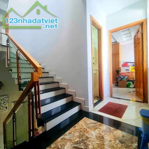 HẺM ÔTÔ NHÀ 4 TẦNG - ĐƯỜNG PHẠM VĂN CHIÊU P13 GÒ VẤP TPHCM