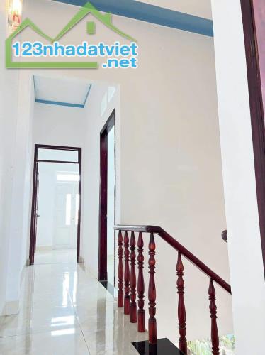 BÁN LỖ BÁN GẤP NHÀ HẺM ÔTÔ 6m 63m²-2tỷ450 Đ Hà Huy Giáp P.Thạnh Lộc Q12 - 2