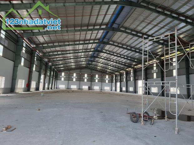 Cho thuê kho xưởng mặt tiền nhựa 1.500m2 Đức Hòa, Long An giá 70tr/tháng Lh: 0974480757 - 2