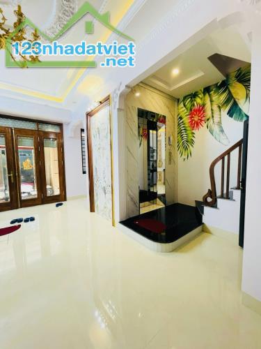 Nhà Đẹp Vương Thừa Vũ - Thanh Xuân 40m2 6 Tầng Mặt Tiền 5m Nhỉnh 7 Tỷ