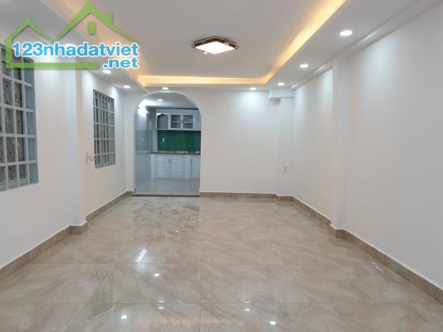 Hẻm ôtô nhà 2 tầng - số 965 đường quang trung p14 quận gò vấp - 2