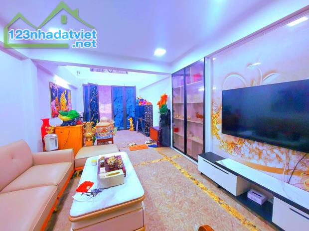 Bán nhà Hoàng Quốc Việt ngõ thông ô tô tránh kinh doanh 66m 6 tầng 9.5 tỷ - 5