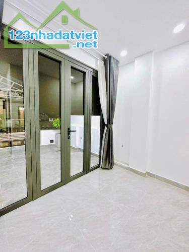 BÁN NHÀ XUÂN PHƯƠNG 40M2, 4 TẦNG, VÀI BƯỚC RA Ô TÔ TẢI TRÁNH 3.9 TỶ - 4