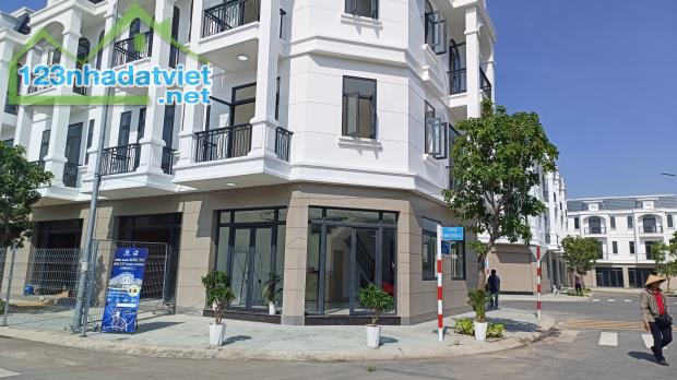 Nhà phố Phước Điền, trung tâm Thuận An Bình Dương Sổ hồng có sẵn công chứng ngay - 2