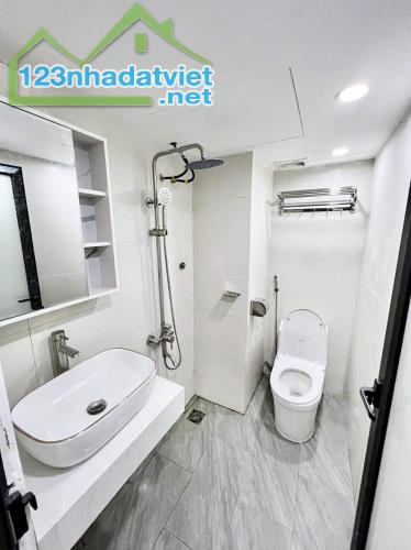 Bán nhà Tây Mỗ Nam Từ Liêm 32m2*5t. 100m đến vườn Nhật, trường Nguyễn Quý Đức. Ngõ Ôtô - 1