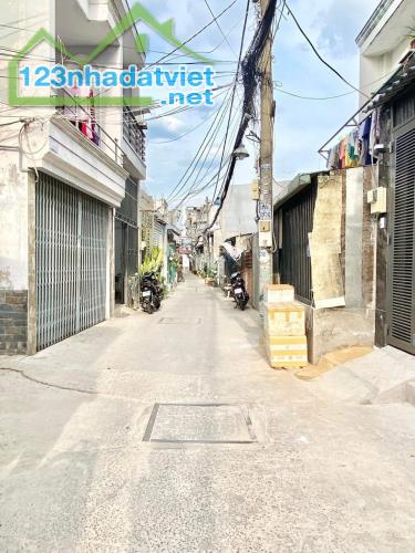 Hẻm ôtô thông - nhà 3 tầng số 237 đường Phạm Văn Chiêu P14 GÒ VẤP