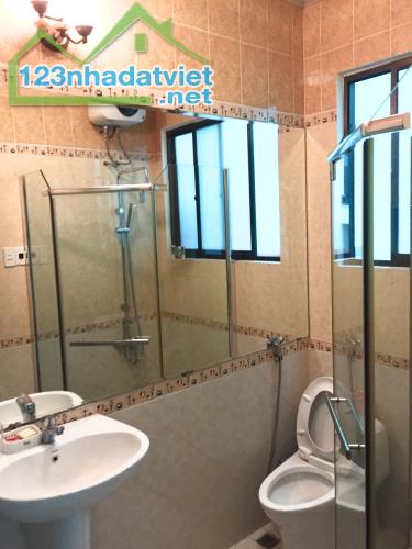 CHO THUÊ NHÀ HXH CHU VĂN AN P12 BÌNH THẠNH 72m2 3 tầng 17tr