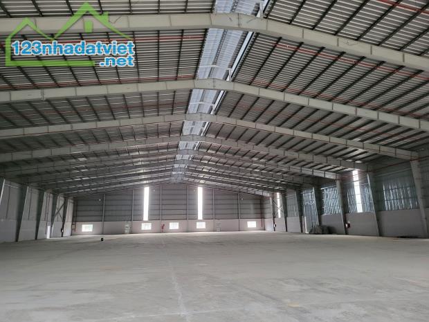 Cho thuê 2.800 m2 , 3.300 m2 , 3.300m2 Kho xưởng mới ngay sát KCN Nam Tân Uyên - 1