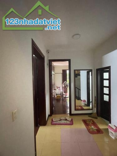 PHỐ AN TRẠCH  70M2 MT5  GIÁ 16.2 TỶ, GARA, NHÀ ĐẸP, KINH DOANH - 4