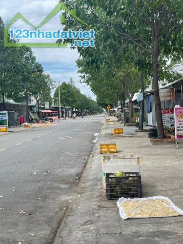 NHÀ KIOT TTHC BÀU BÀNG Xây 1 trệt 1 Lầu 3PTrọ 5x30 Giá chỉ 1 tỷ xx Sổ hồng riêng - 2