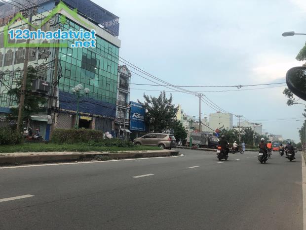 Bán nhà mặt tiền view LÔ GÓC cực hiếm ngang 8m 184m2 Tân Sơn ngay sân bay TSN chỉ 28.5 tỷ - 2