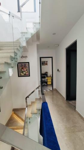BÁN NHÀ MT Nguyễn Cửu Đàm, Tân Phú 4 tầng 81m2 (4,5x18). Kinh doanh đỉnh. Giá chỉ 15 tỷ - 1
