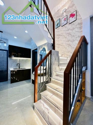 HẺM ÔTÔ VÀO TẬN CỬA - NHÀ 2 TẦNG ĐƯỜNG QUANG TRUNG P8 GÒ VẤP TPHCM - 2