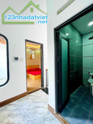 HẺM ÔTÔ VÀO TẬN CỬA - NHÀ 2 TẦNG ĐƯỜNG QUANG TRUNG P8 GÒ VẤP TPHCM