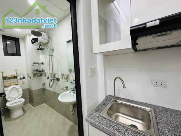 Bán CHDV Mỹ Đình, 12 PKK, 2 thoáng,  60 triệu/1T, 50m2x7T thang máy, Nhỉnh 6 tỷ - 2
