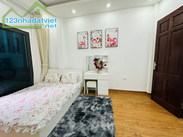 Bán CHDV Mỹ Đình, 12 PKK, 2 thoáng,  60 triệu/1T, 50m2x7T thang máy, Nhỉnh 6 tỷ