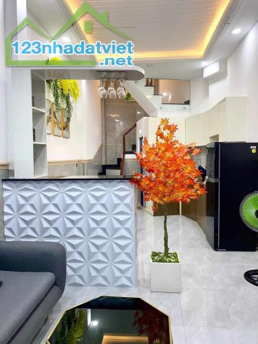NHÀ 4 TẦNG - GIÁ CHỈ CÓ 2.7 TỶ - SỐ 111 ĐƯỜNG PHẠM VĂN CHIÊU P14 GÒ VẤP - 4