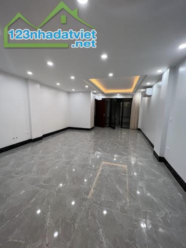 💥 Tòa Apartment Lạc Long Quân, Tây Hồ, Ô tô, 2 Thoáng, 70m2 8T Thang máy, MT 5.5m 💥 - 1