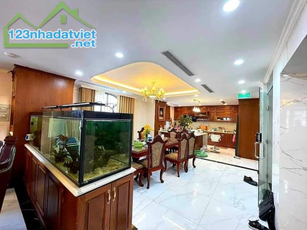 Siêu phẩm Hồ Tùng Mậu – ngõ oto – 175m2 MT12,5m 5 tầng 35 tỷ . - 3